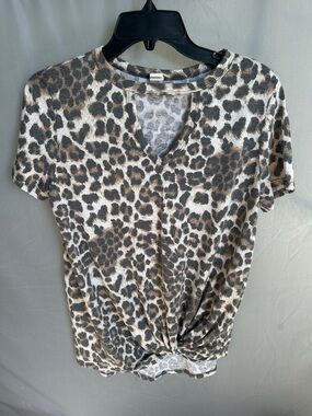 7th Ray Leopard Print Twist Front Short Sleeve Tee - Brown & Cream